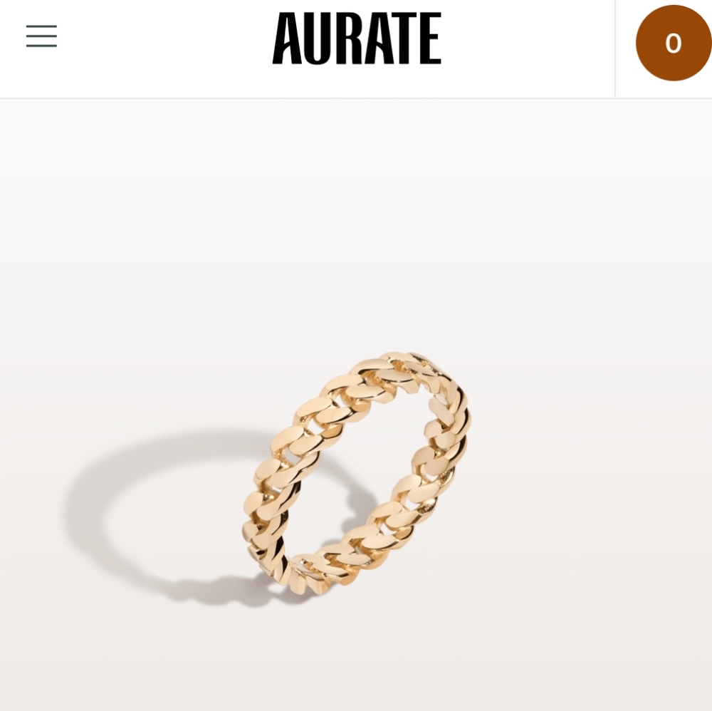 Love me knot gold ring